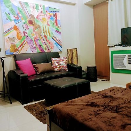 One Palm Tree Villas By Mary Manille Extérieur photo